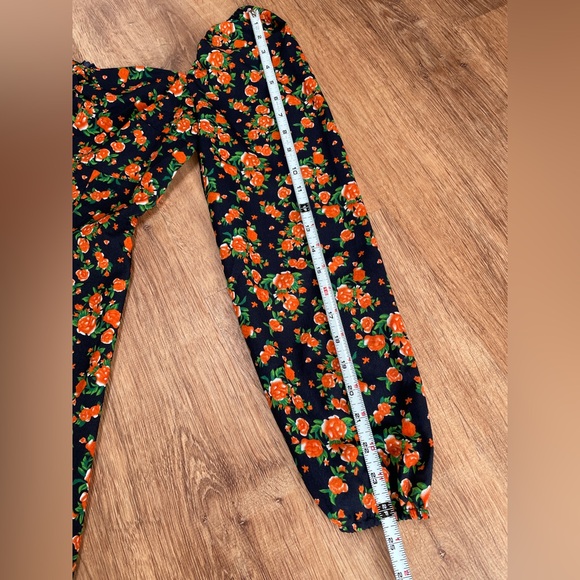 Missguided Milkmaid Dark Floral Dress Size 4 Sweetheart Neckline Slit Puffy - Picture 11 of 12